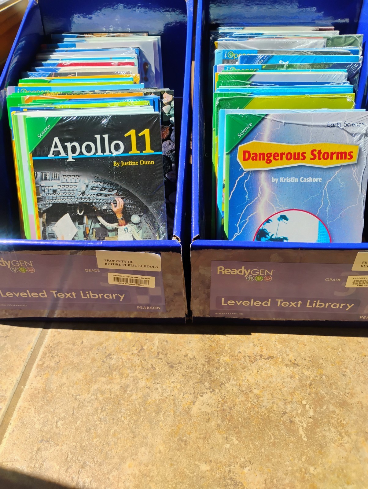 Pearson ReadyGEN Leveled Text Library Grade 3