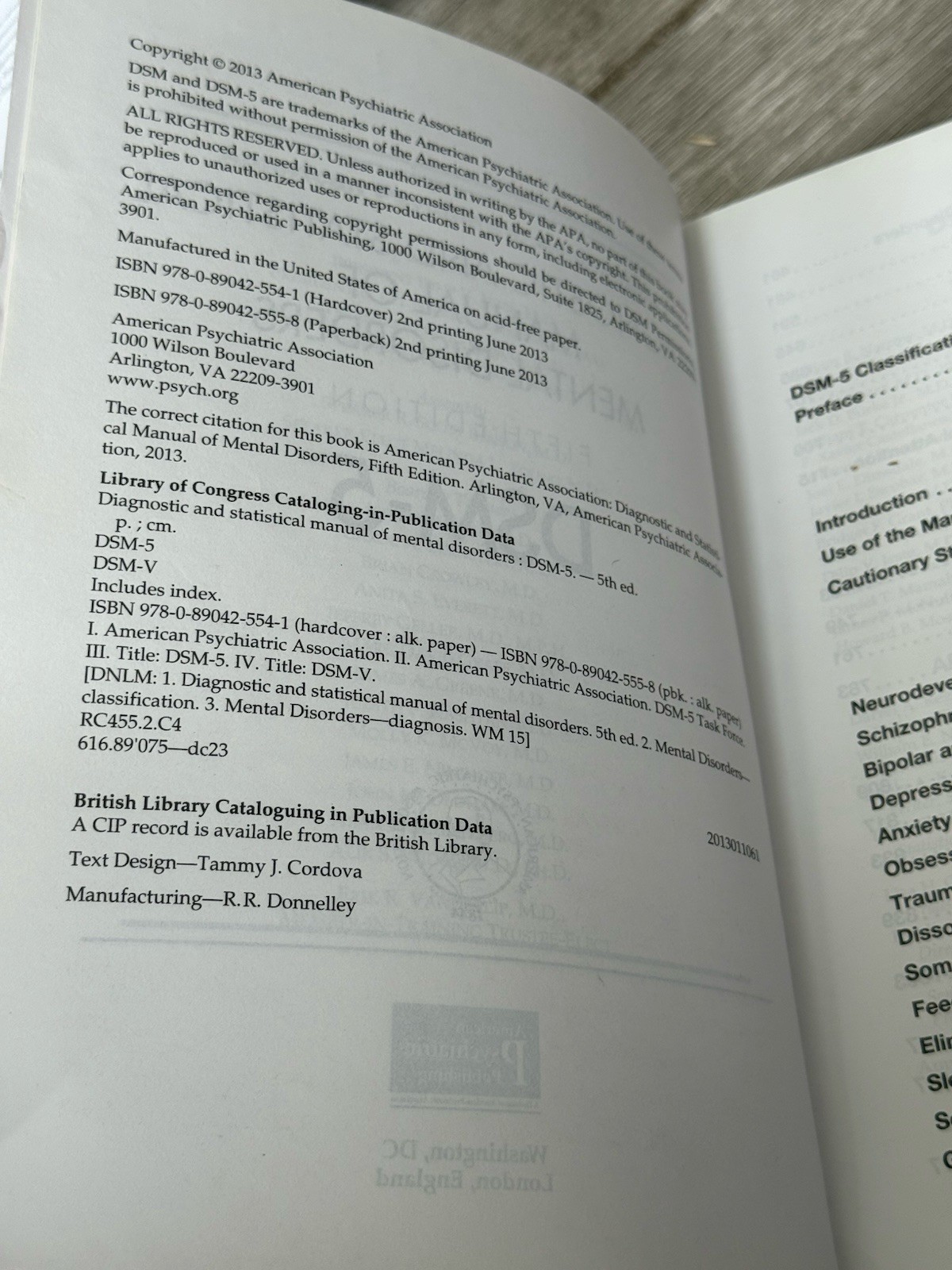 🌟 DIAGNOSTIC AND STATISTICAL MANUAL OF MENTAL DISORDERS DSM-5 2013 PB 5th Ed