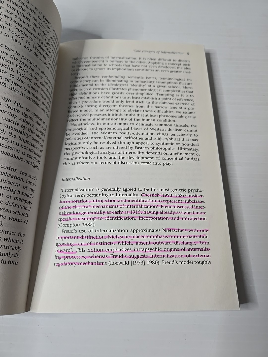 Internalization By Wallis & Poulton Paperback Book