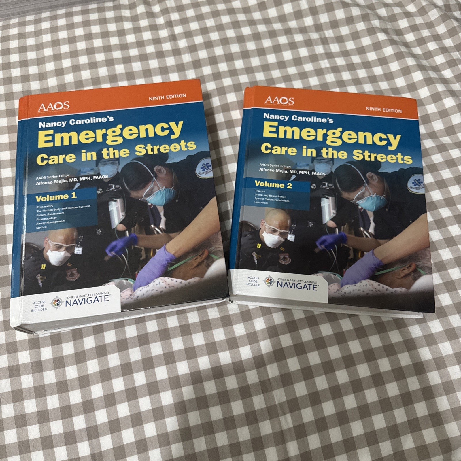 AAOS Emergency Care In The Streets 9th Ninth Edition Volume Vol 1 & 2